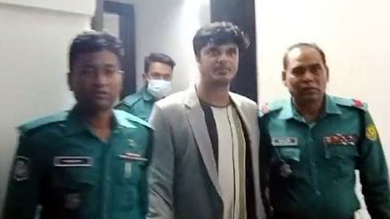 বরখাস্ত হলেন সহকারী পুলিশ সুপার জাবেদ ইকবাল